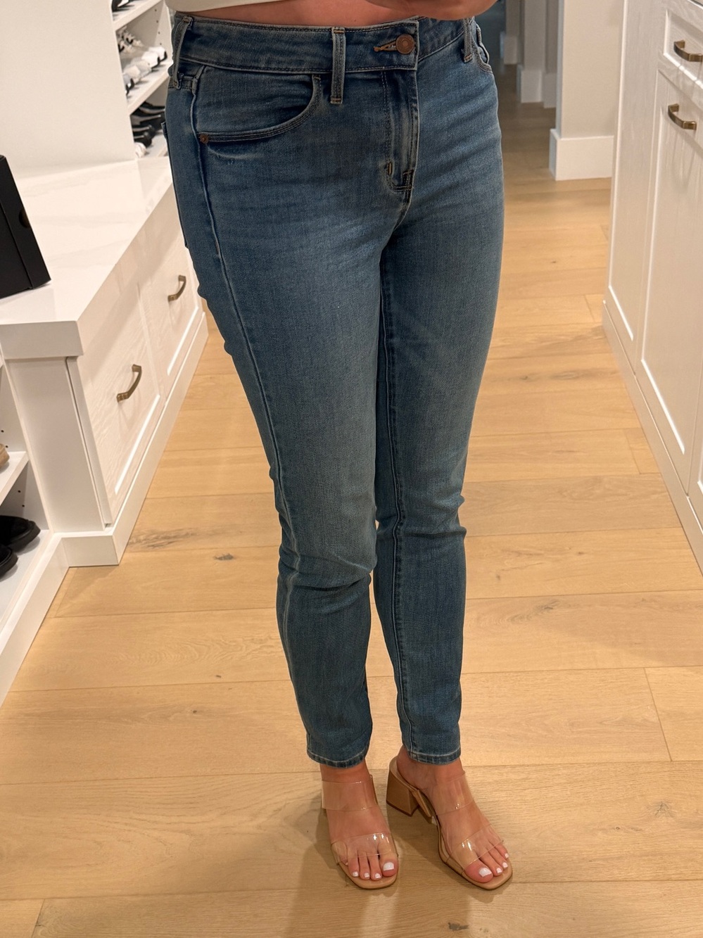 Women’s Old Navy Power Slim Straight Size 2